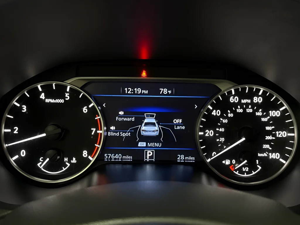Used 2024 Blue Nissan 2.5 SR image 22