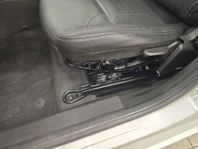 Used 2014 Ingot Silver Ford Titanium image 34