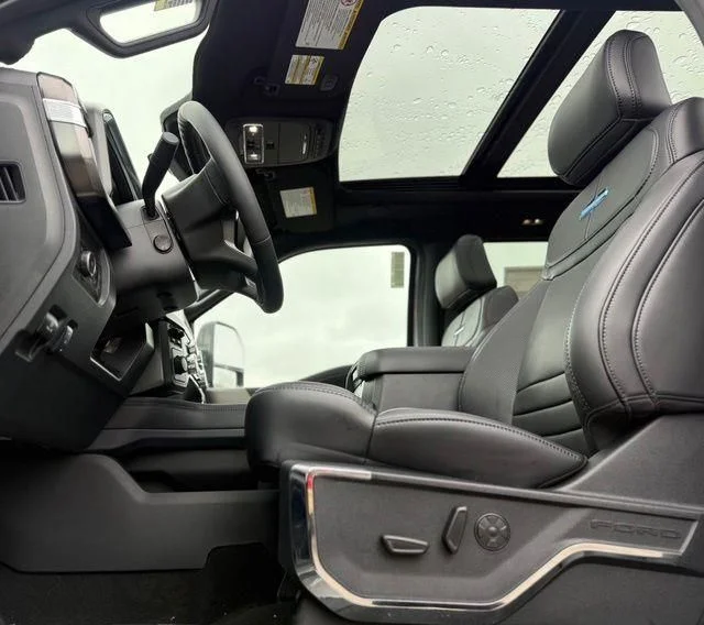 New 2026 Avalanche Ford F-250® Platinum® image 16