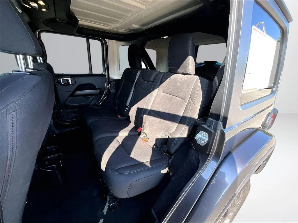 Used 2019 Gray Jeep Unlimited Sahara image 27