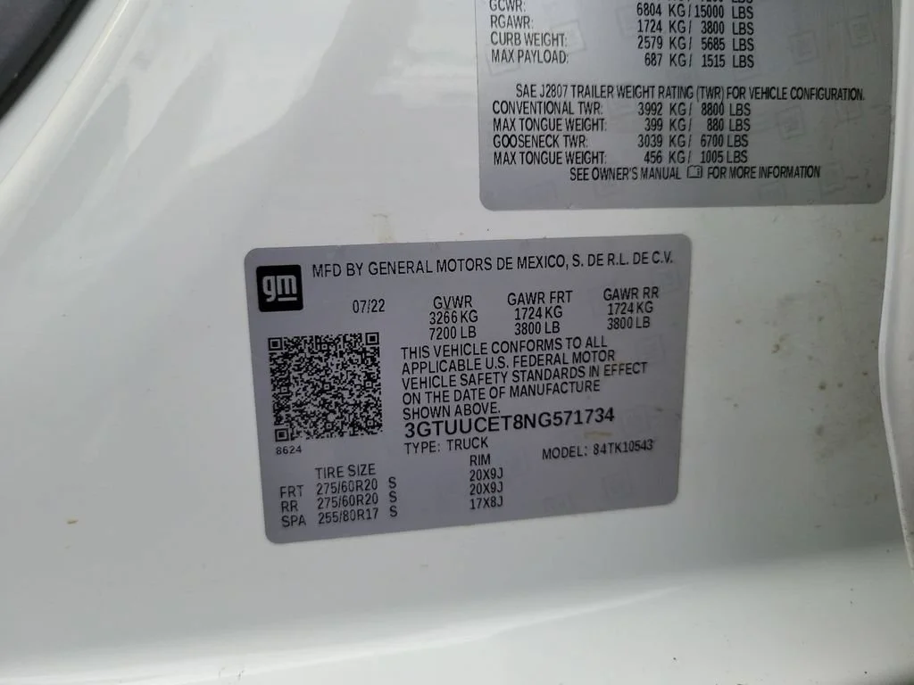 Used 2022 Summit White GMC Elevation image 34