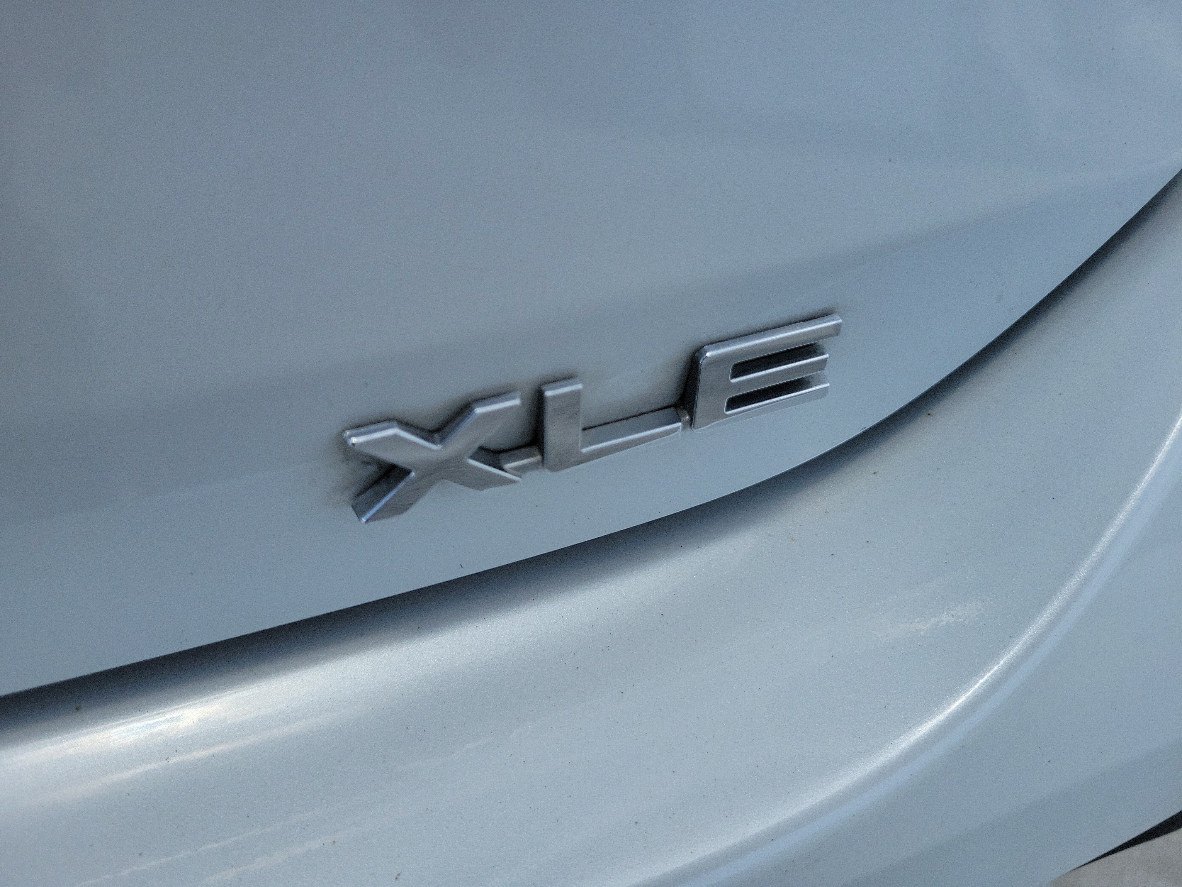 Used 2020 Billet Silver Metallic Clearcoat Jeep Altitude image 8