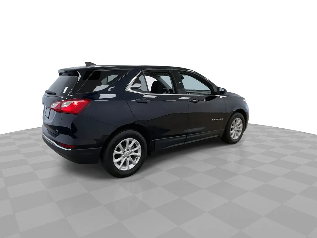Used 2020 BLUE Chevrolet LT image 9
