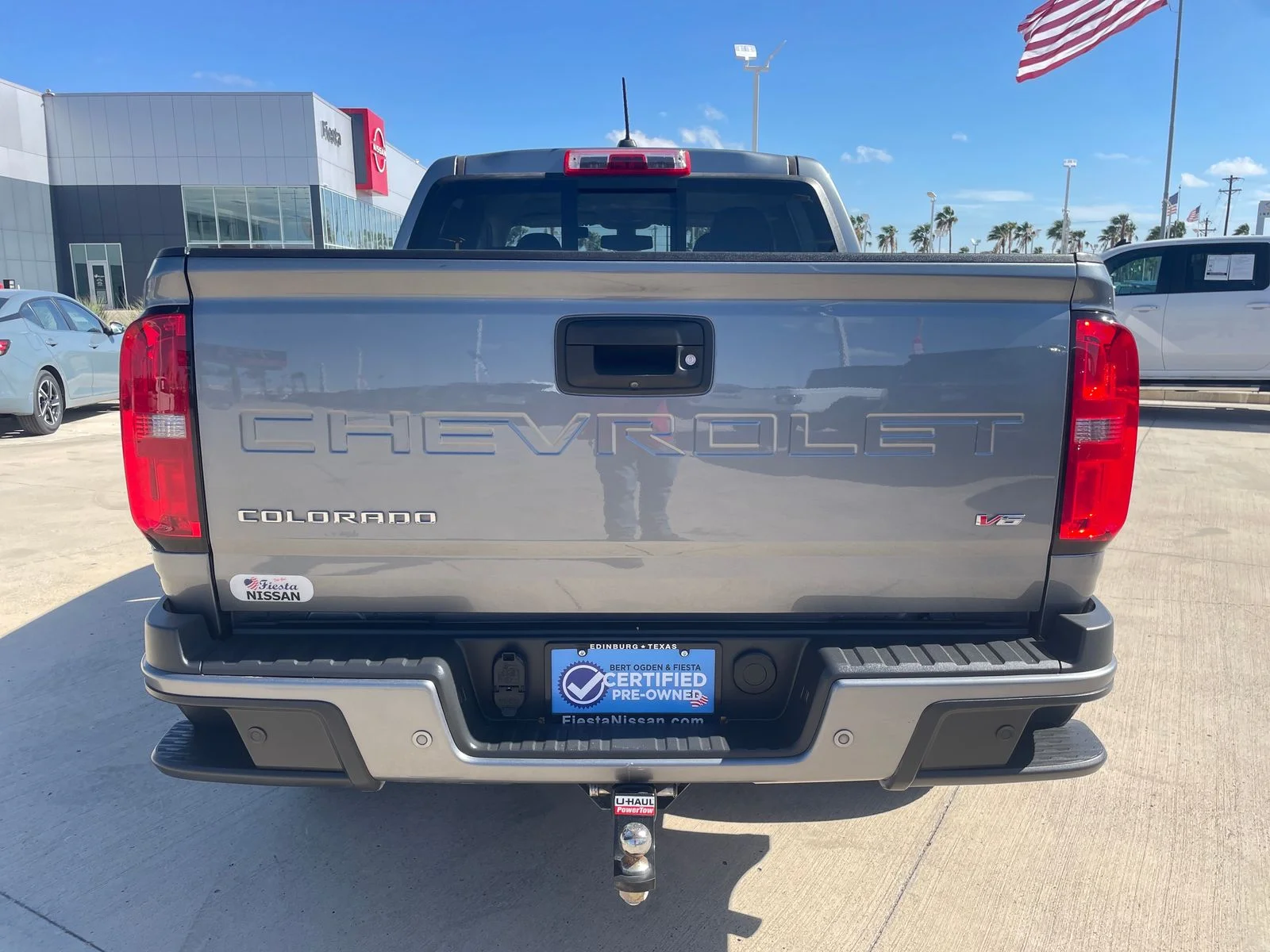 Used 2021 Gray Chevrolet Z71 image 4