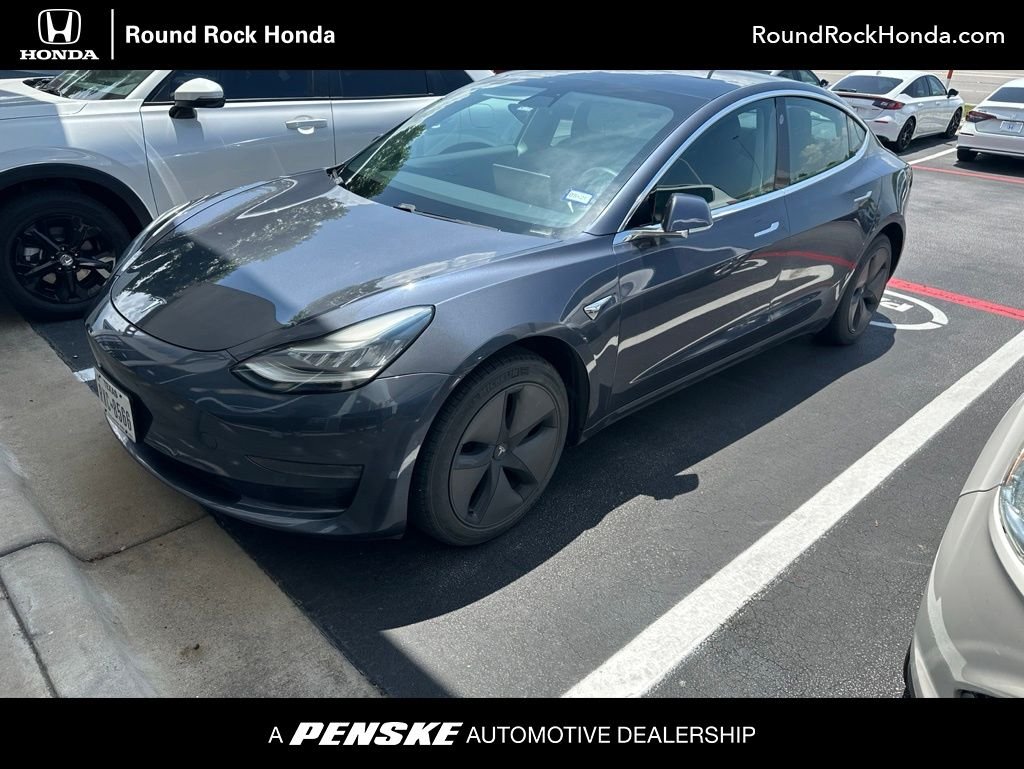 2020 Tesla Model 3's photo