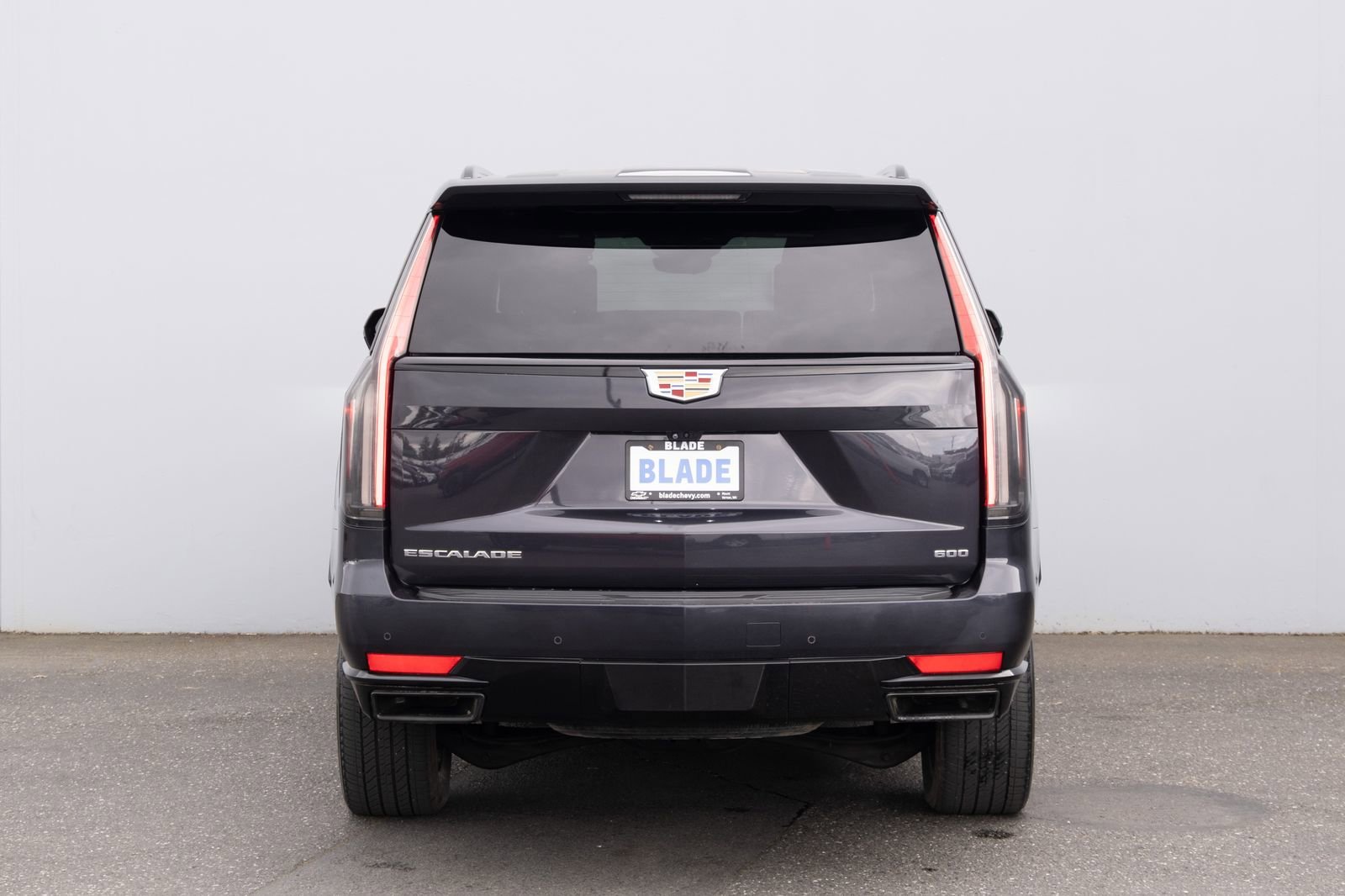 Used 2023 Galactic Gray Metallic Cadillac Sport Platinum image 31