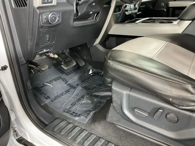 2021 Ford F-350 Super Duty Lariat - Photo 15