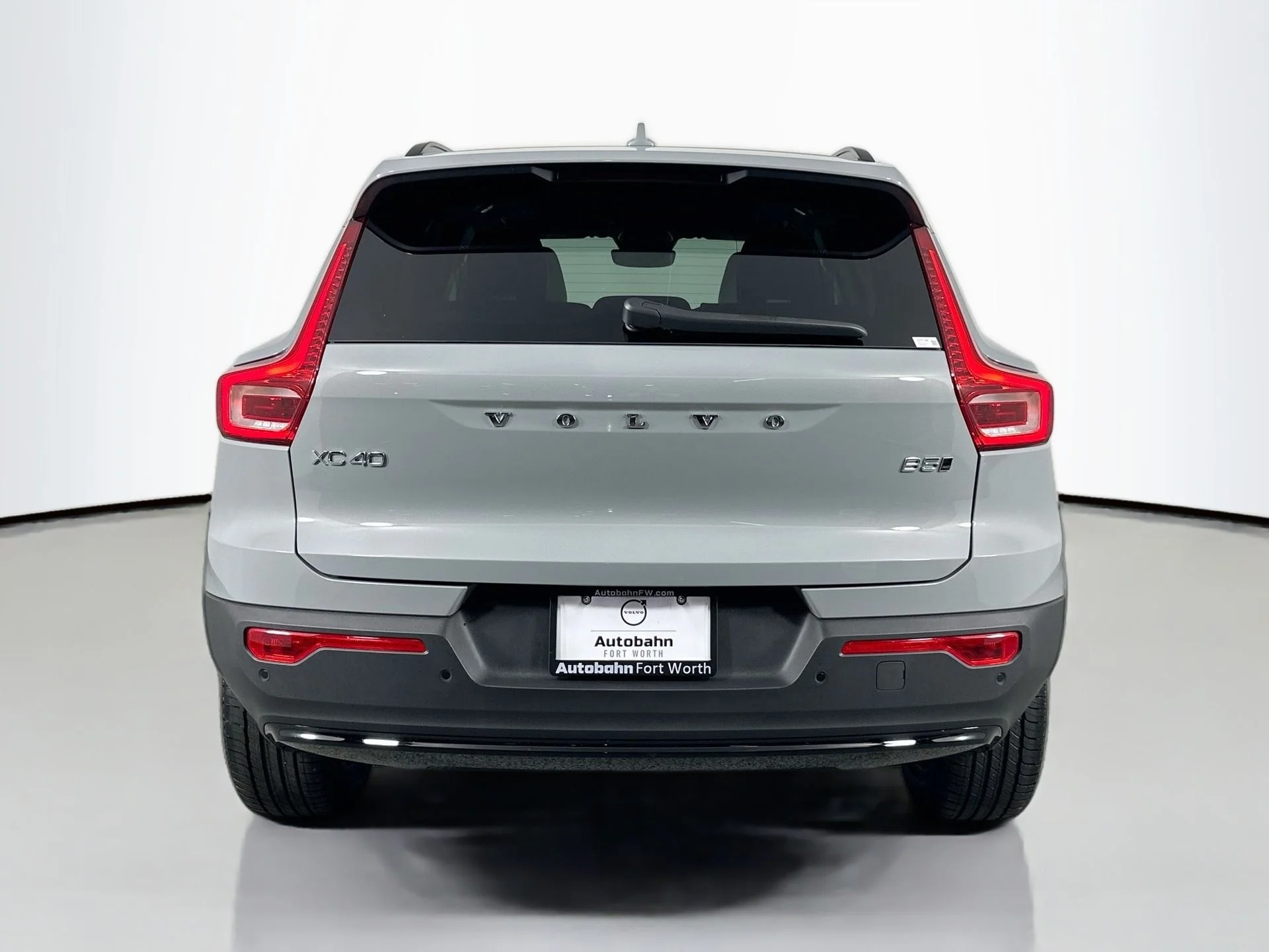 New 2026 Vapour Grey Volvo Plus image 7