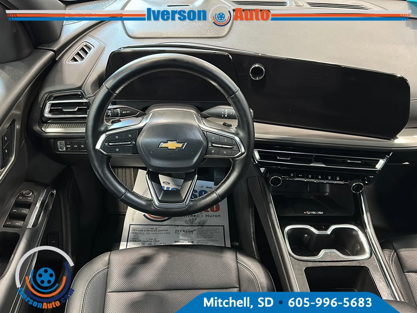 Used 2026 Summit White CHEVROLET AWD 4DR LT W/2LT image 25