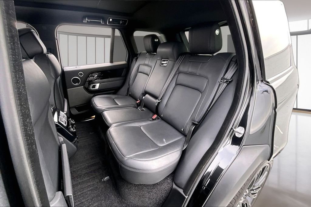 Used 2019 Santorini Black Metallic Land Rover 3.0L V6 Supercharged HSE image 20