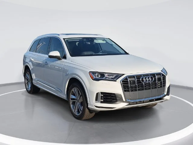 2023 Audi Q7 55 Premium Plus