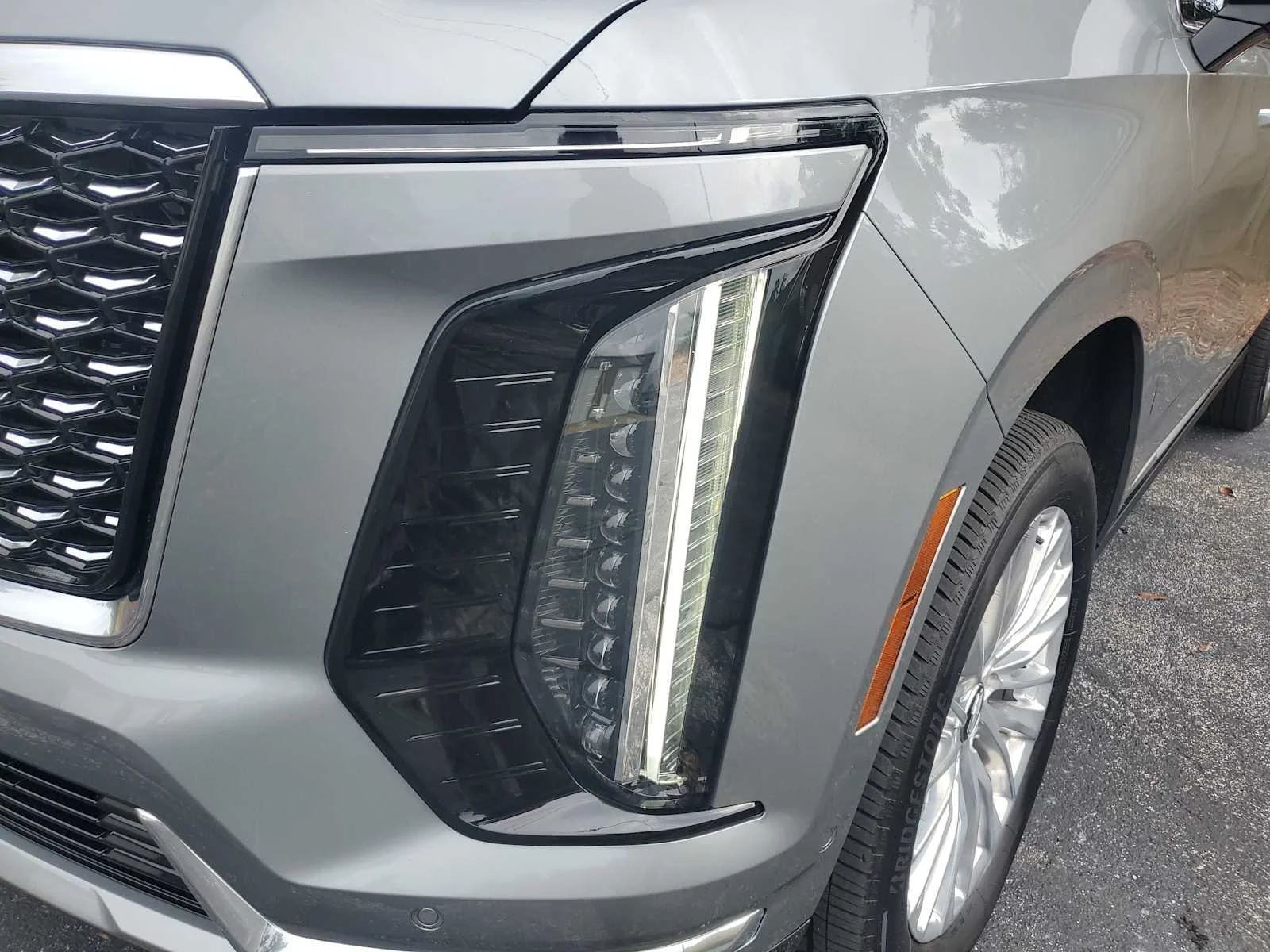Used 2025 Argent Silver Metallic Cadillac Premium Luxury image 10