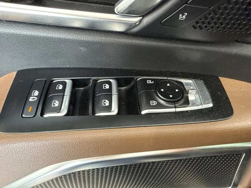 Used 2021 Black Kia SX image 24