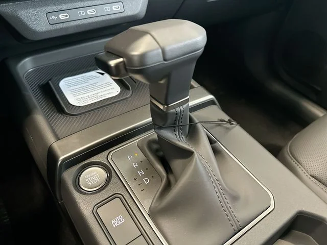 New 2027 Snow White Pearl Kia X-Line S image 22