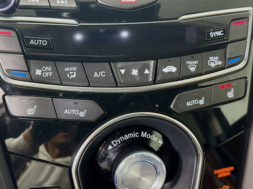 Used 2020 Platinum White Pearl Acura w/Technology Pkg image 17