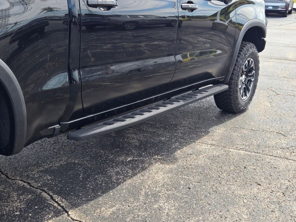 2026 Chevrolet Silverado 1500 ZR2 - Photo 11