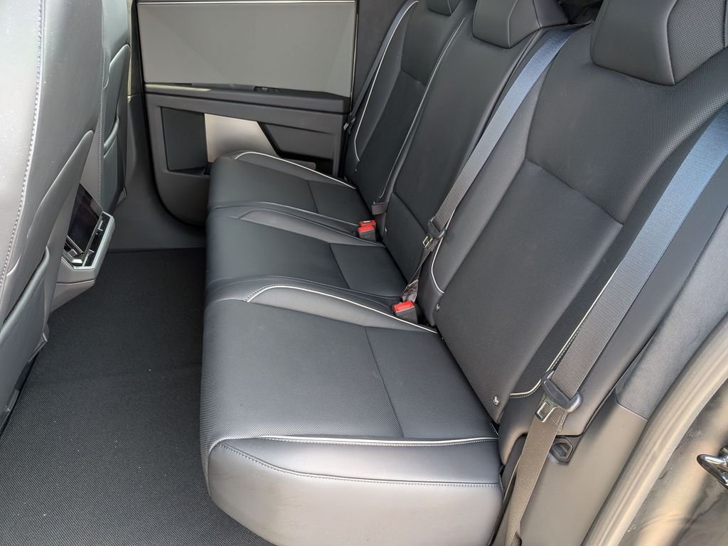 Used 2025 Silver Tesla Base image 18