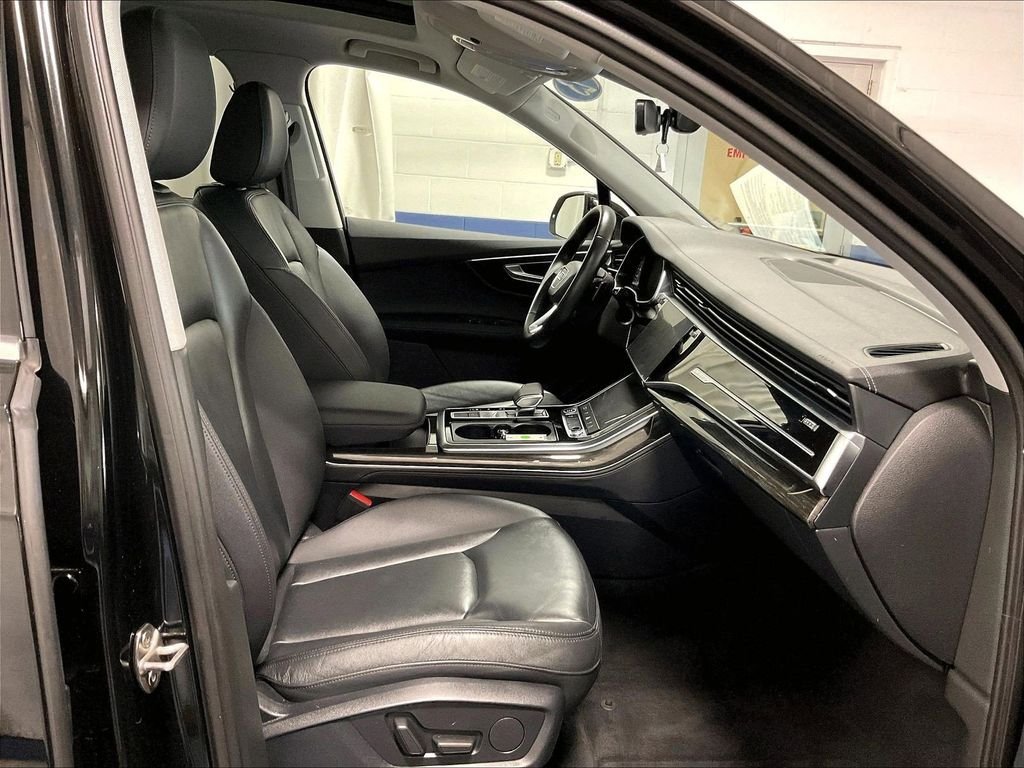 Used 2023 Black Audi 55 Premium Plus image 10