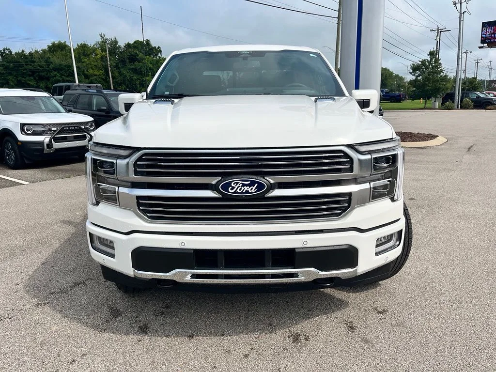 New 2026 White Ford Platinum image 2