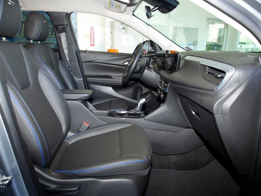 2025 Buick Encore GX Sport Touring - Photo 34