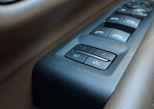 Used 2024 Beige Chevrolet High Country image 9