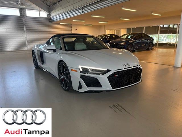 Used 2023 Suzuka Gray Metallic Audi V10 performance image 1