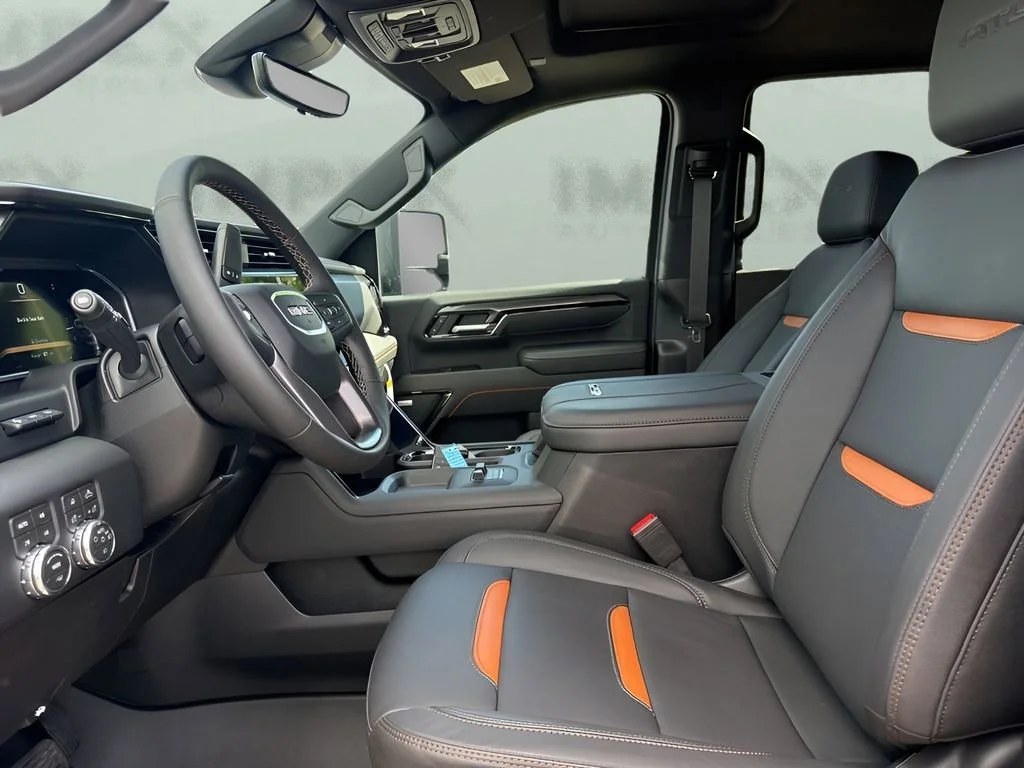 Used 2026 Onyx Black GMC AT4 image 9