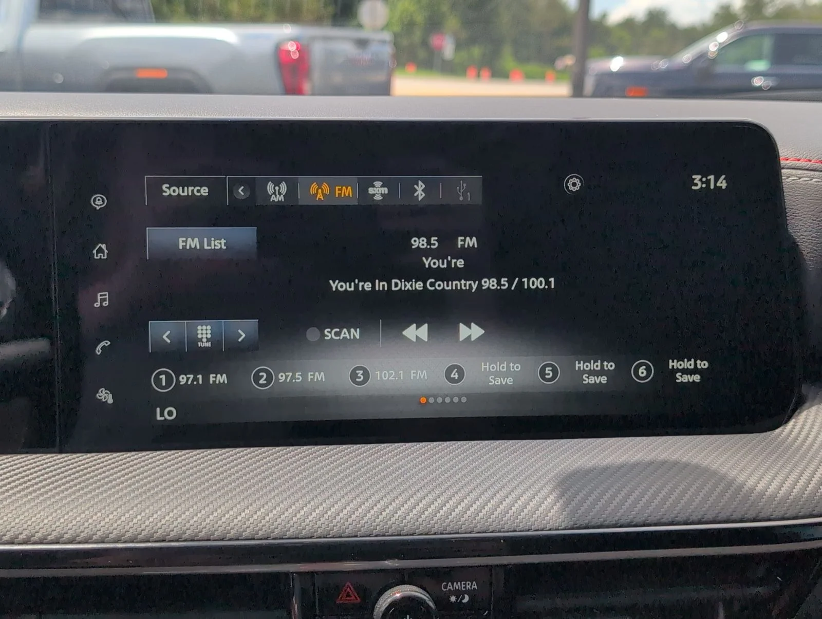 Used 2025 Black Nissan SR image 18