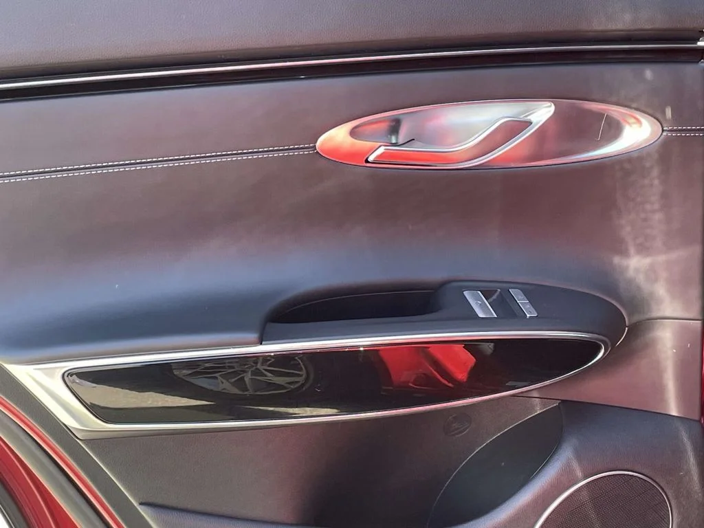 Used 2025 Red Genesis 2.5T image 10
