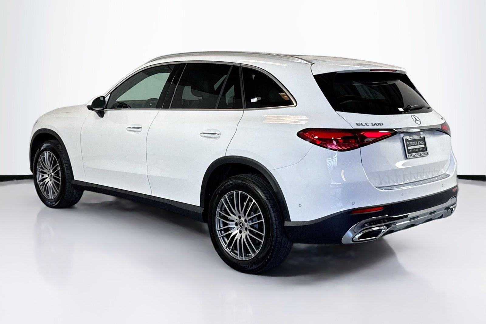 New 2026 Polar White Mercedes-Benz GLC 300 image 7