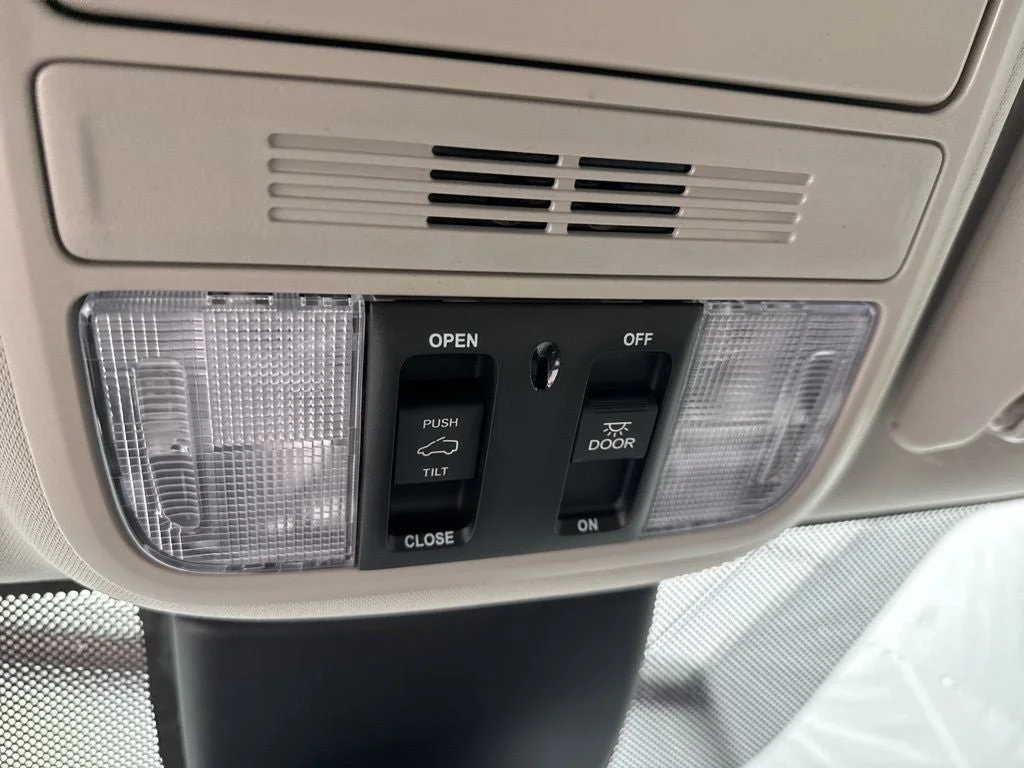 2026 Honda Odyssey EX-L - Photo 23