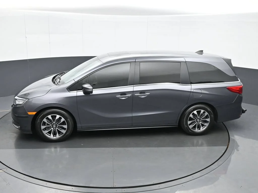 Used 2023  Honda EX-L image 37