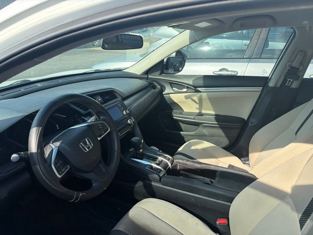 Used 2018 White Honda LX image 7