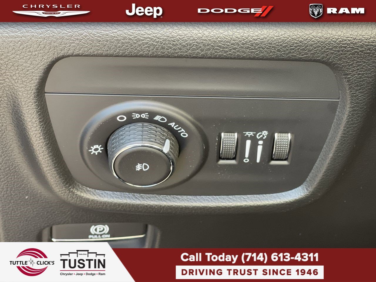New 2026 Bright White Clear-Coat Exterior Paint Jeep Limited Reserve image 23
