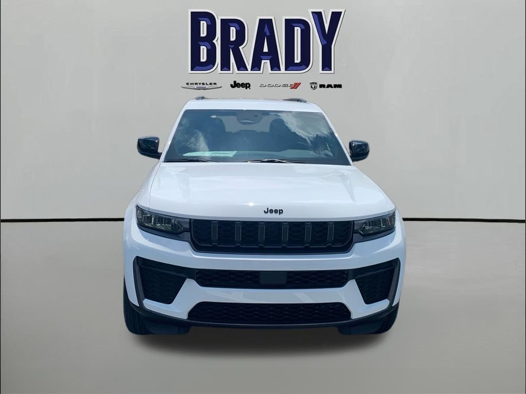 New 2026 Bright White Clear-Coat Exterior Paint Jeep Altitude image 2