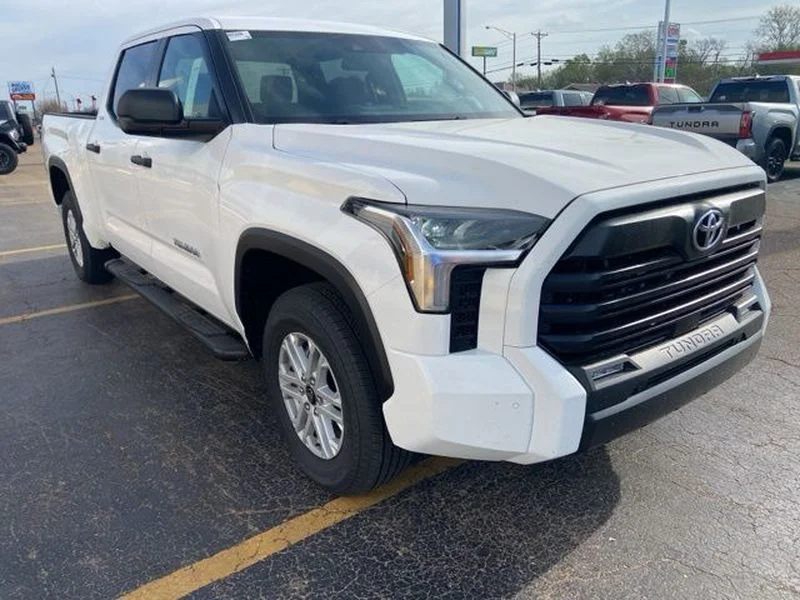 2026 Toyota Tundra SR5 - Photo 7