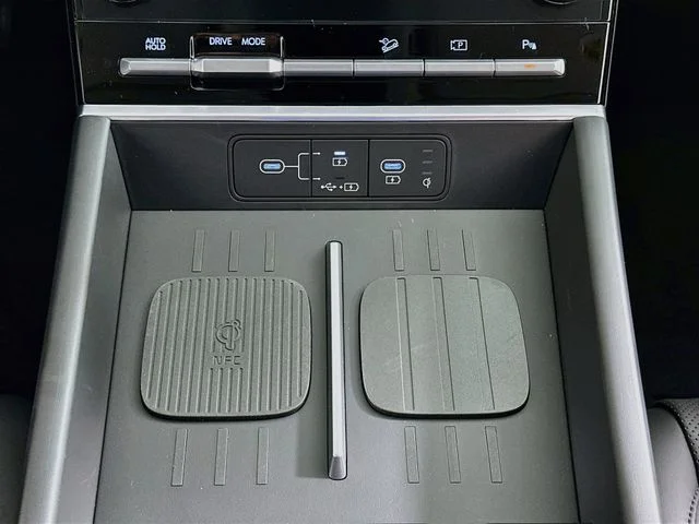 New 2026 Gray Hyundai SEL image 18