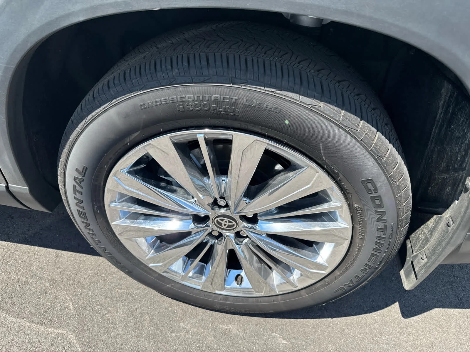 Used 2026 Heavy Metal Toyota Platinum image 5