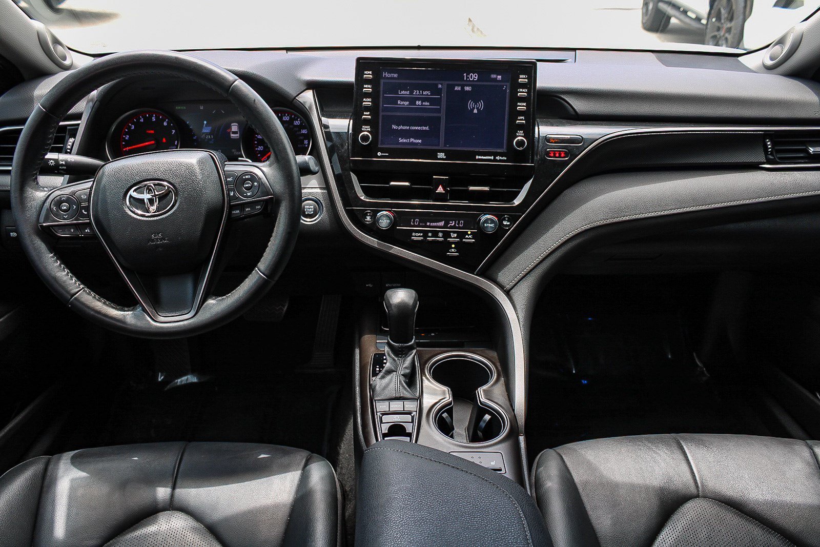 Certified Used 2022 Wind Chill Pearl Toyota XSE V6 image 13