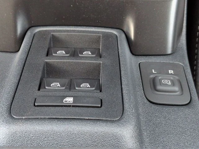 New 2026 Avalanche Gray Ford Badlands® image 24