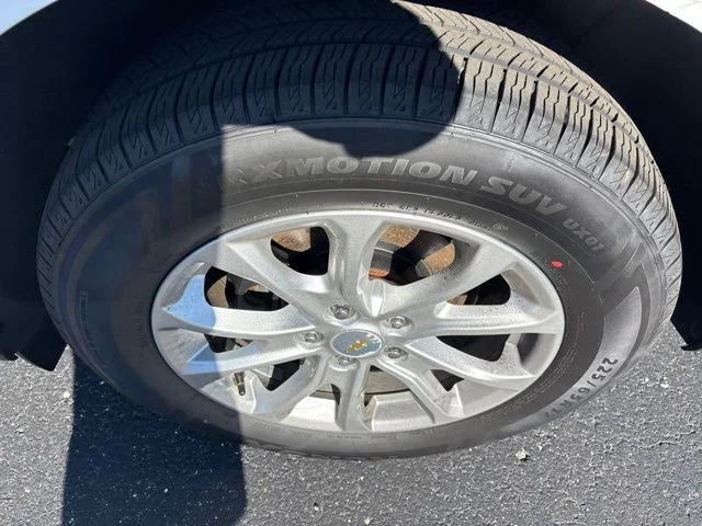 Used 2018 White Chevrolet LT image 18