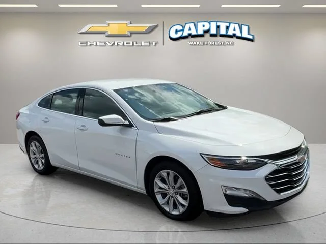 Used 2025 Summit White Chevrolet 1LT image 7