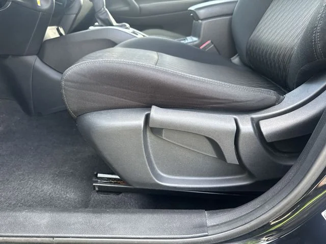 Used 2019 Black Nissan S image 27