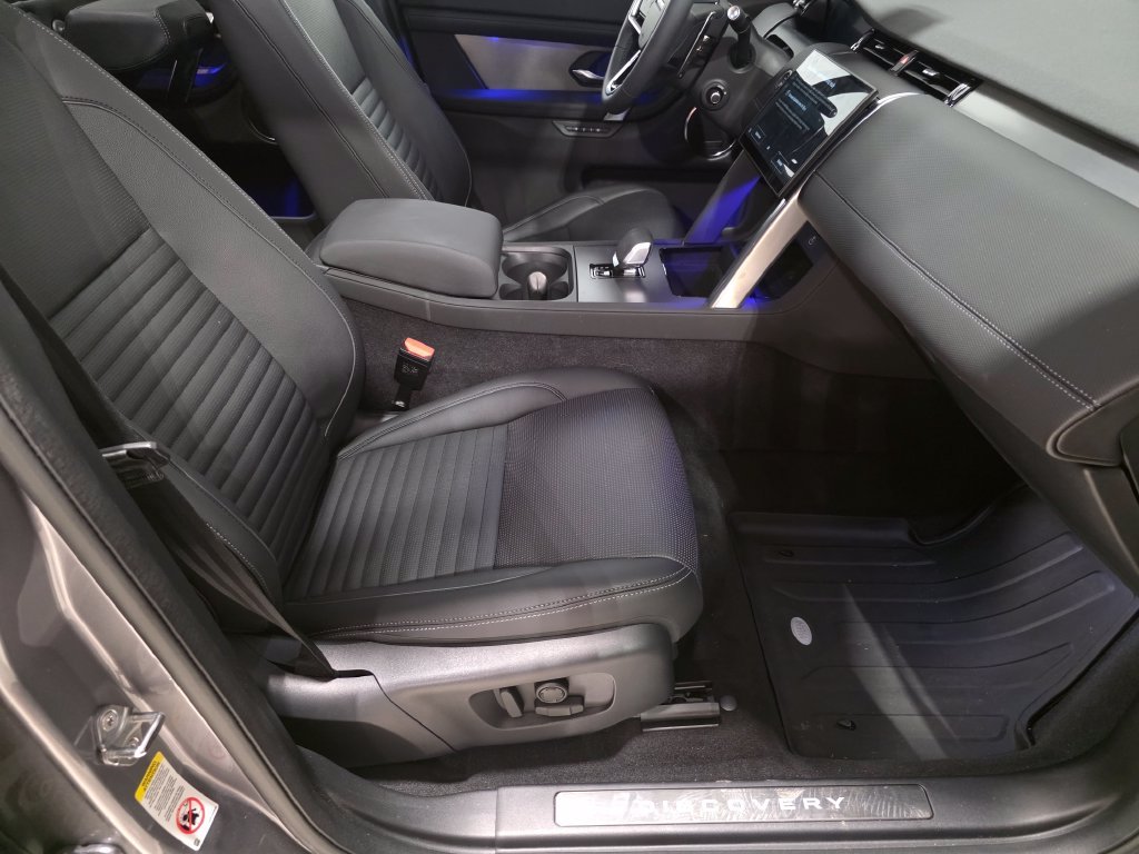 Certified Used 2025 Gray Land Rover SE image 16