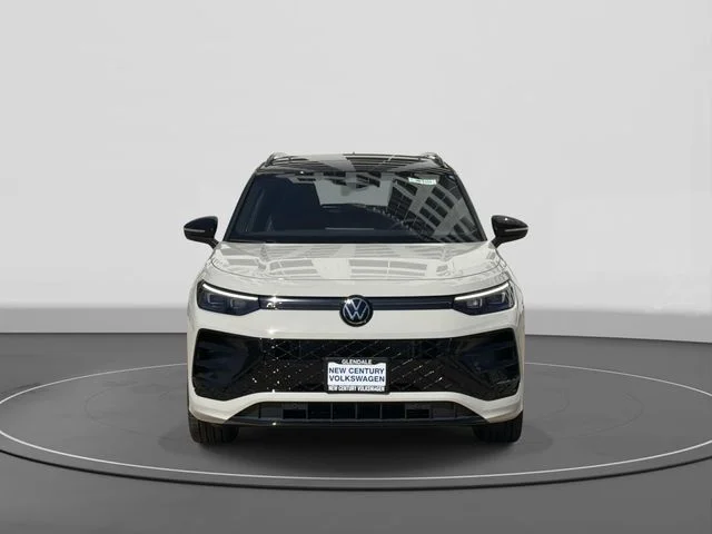 2026 Volkswagen Tiguan photo 2