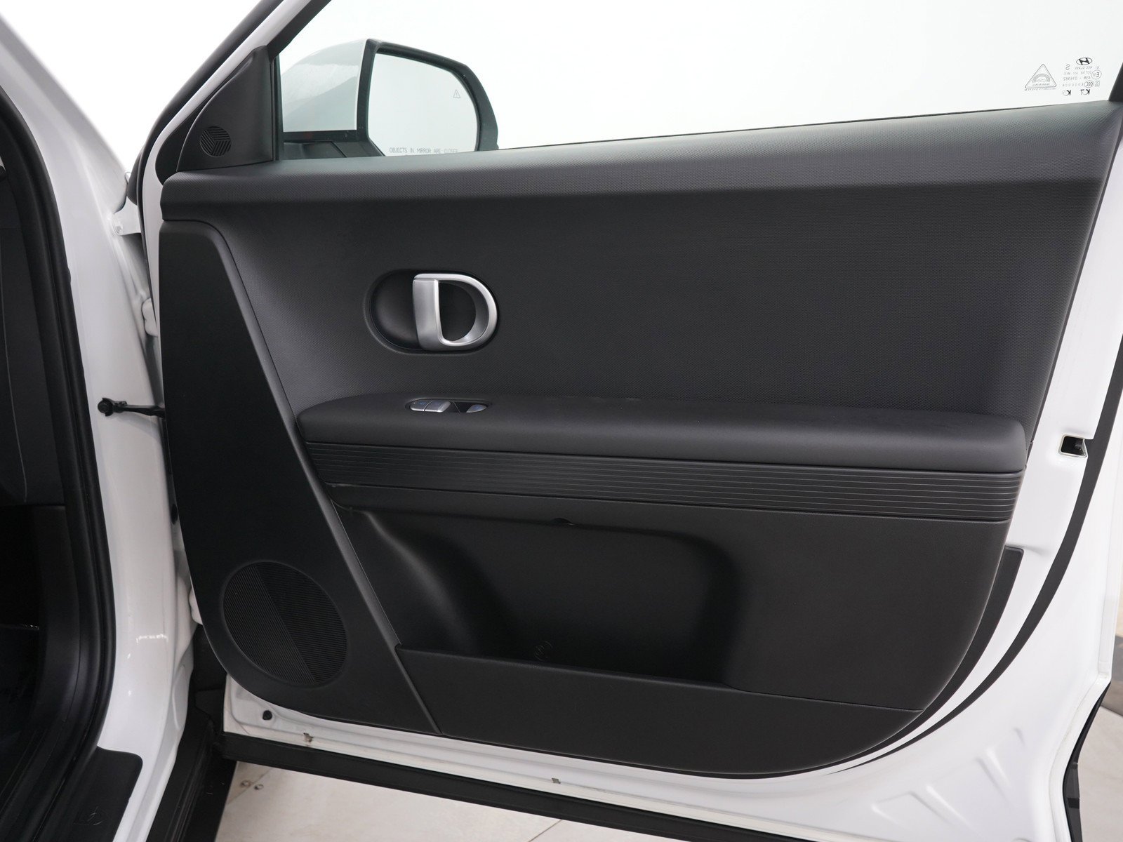 2024 Hyundai IONIQ 5 SEL - Photo 9