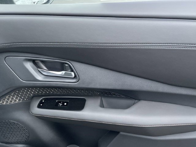 New 2023 Silver Nissan ENGAGE e-4ORCE image 19