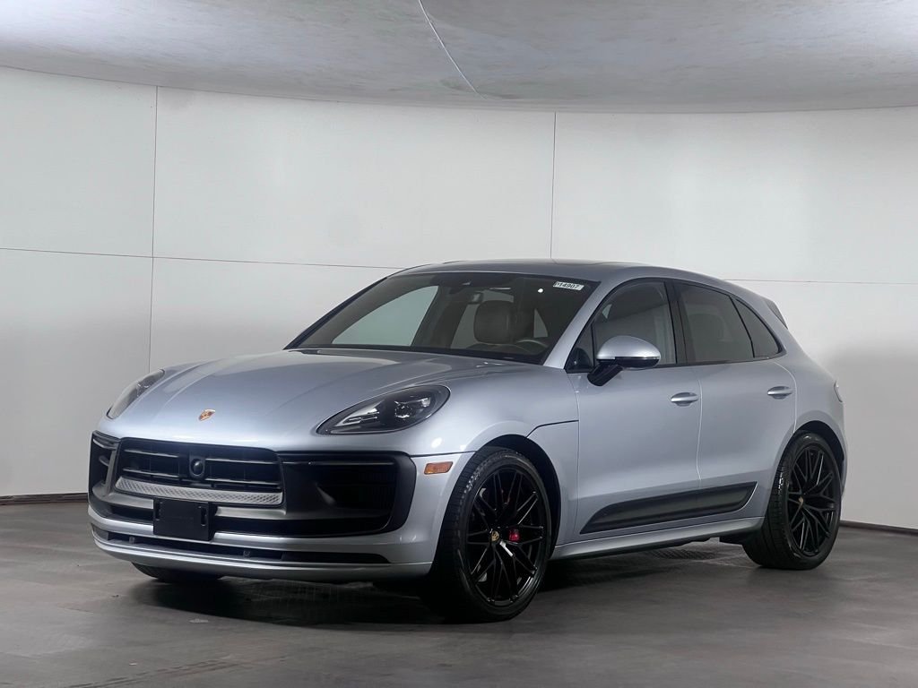 2023 Porsche Macan GTS's photo