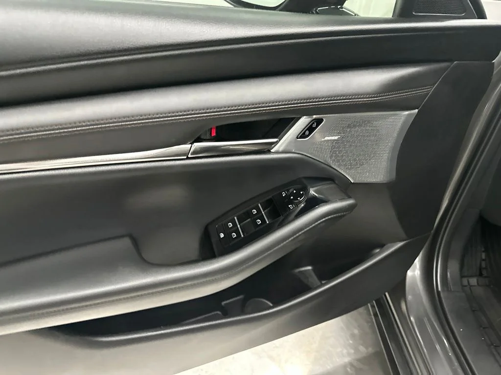 Used 2021 Gray Mazda Premium Plus image 15