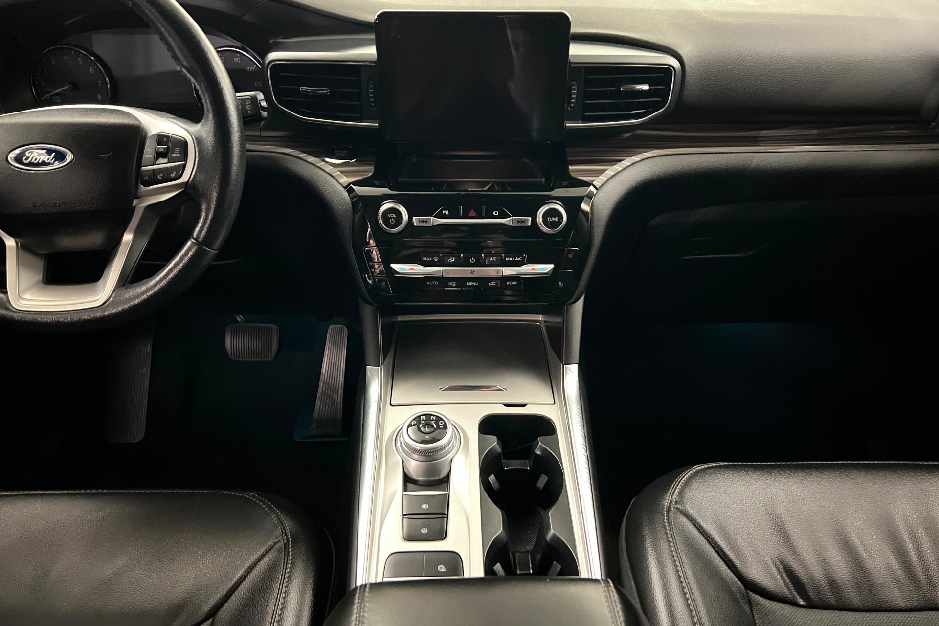 2023 Ford Explorer Limited - Photo 14